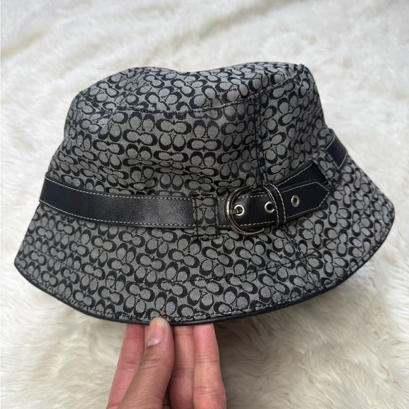 Vintage Coach Womens Signature Jacquard Bucket Hat Size M/L Monogram Y2K Buckle - Picture 3 of 14
